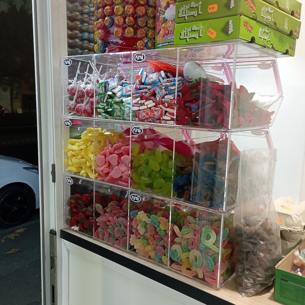 Superette le bon marché 1